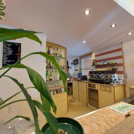 Joli 酒店