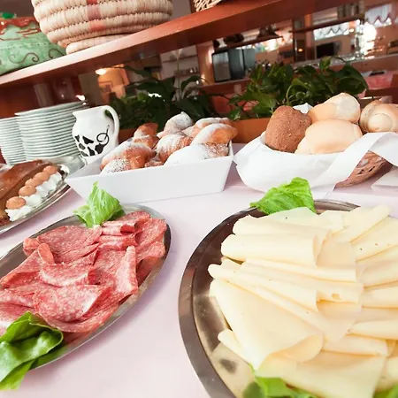 Joli Чезенатико