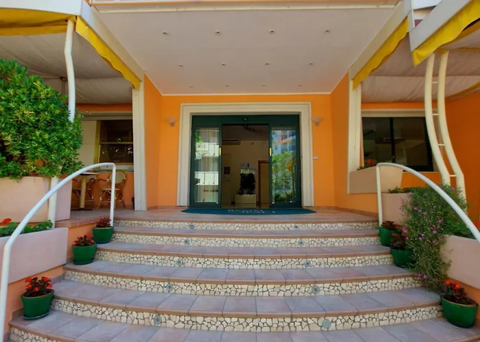 Joli 3* צ'סנטיקו